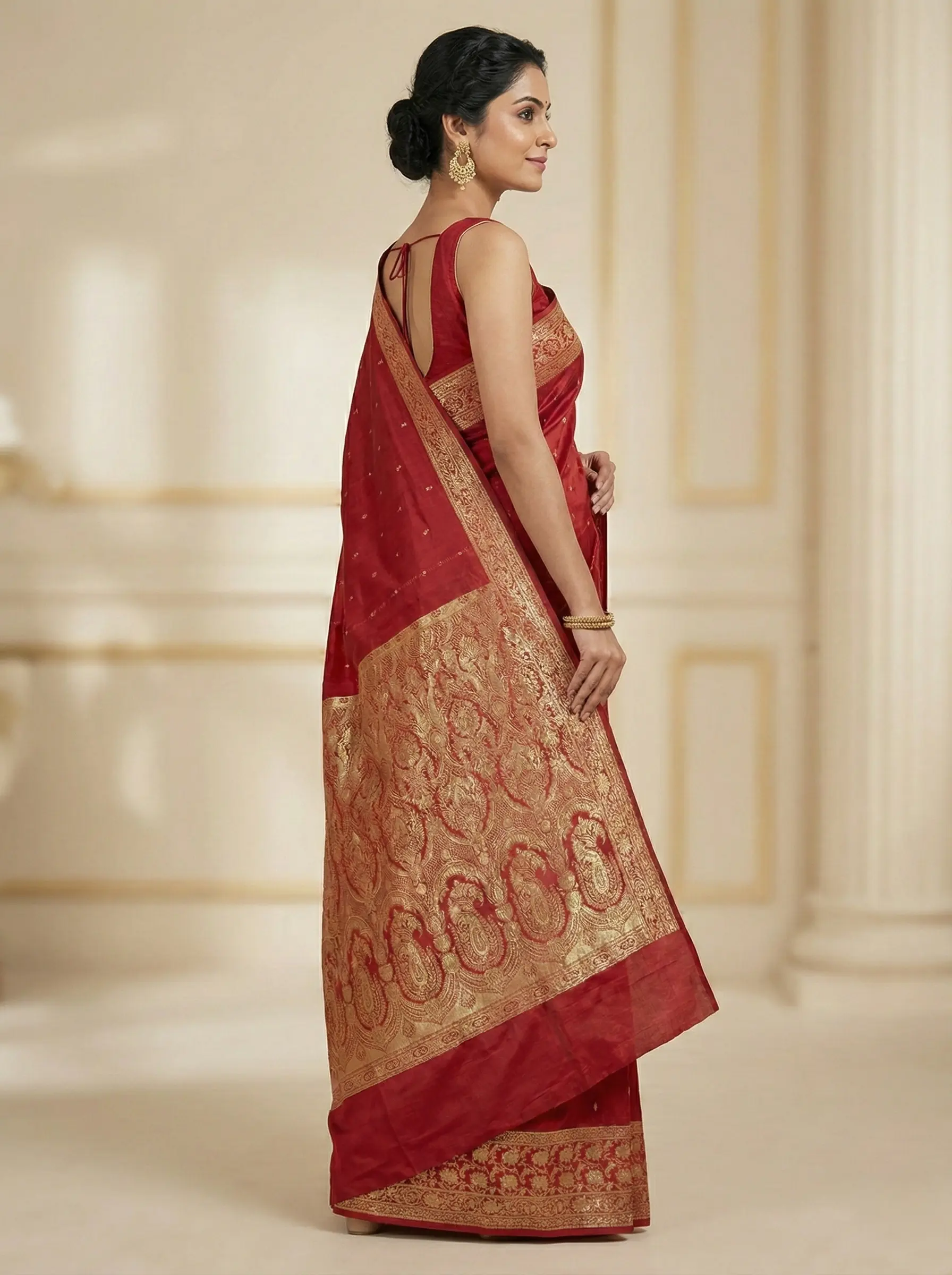 Maroon Zari Woven Katan Banarasi Silk Saree - Image 3
