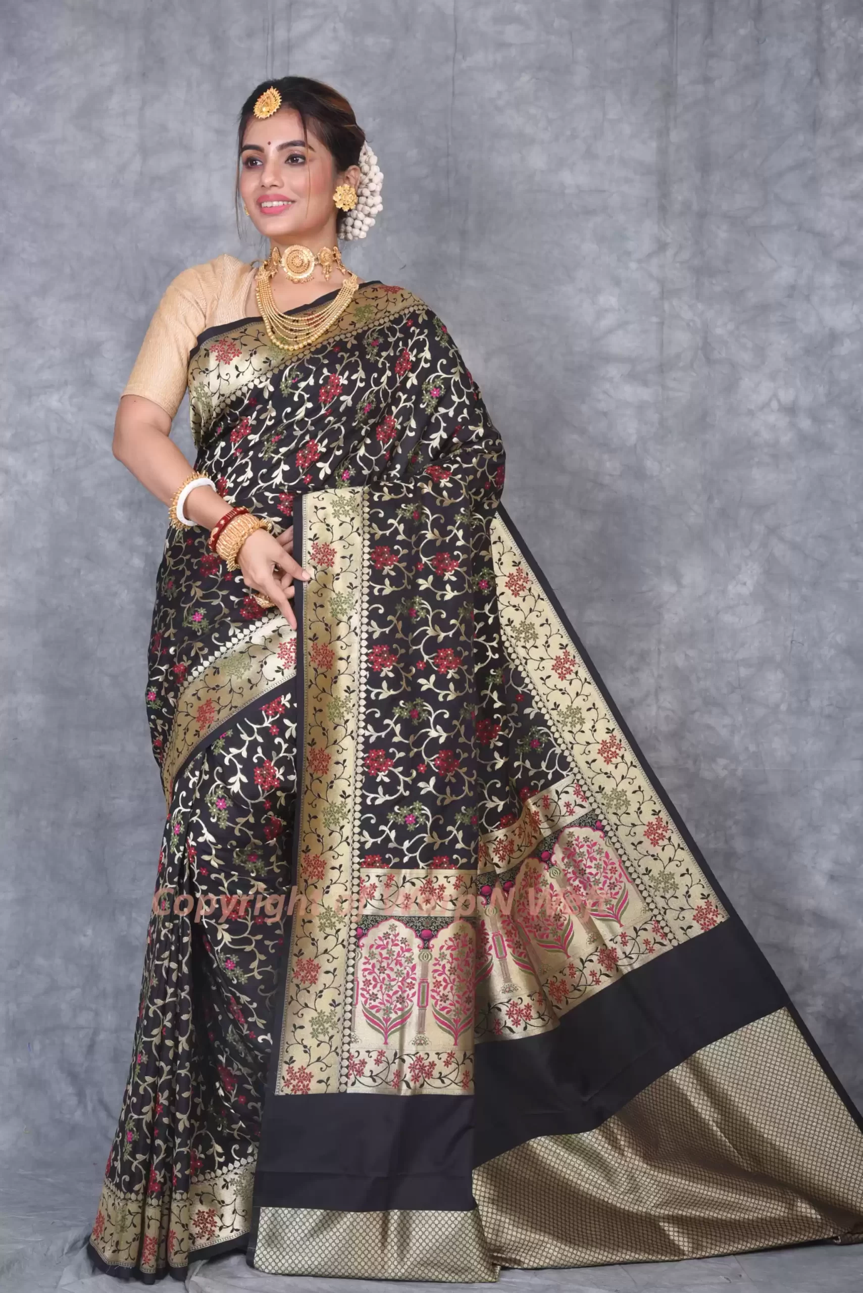 Black Banarasi Silk Works Woven Saree with Golden Zari & Floral Design - Image 2
