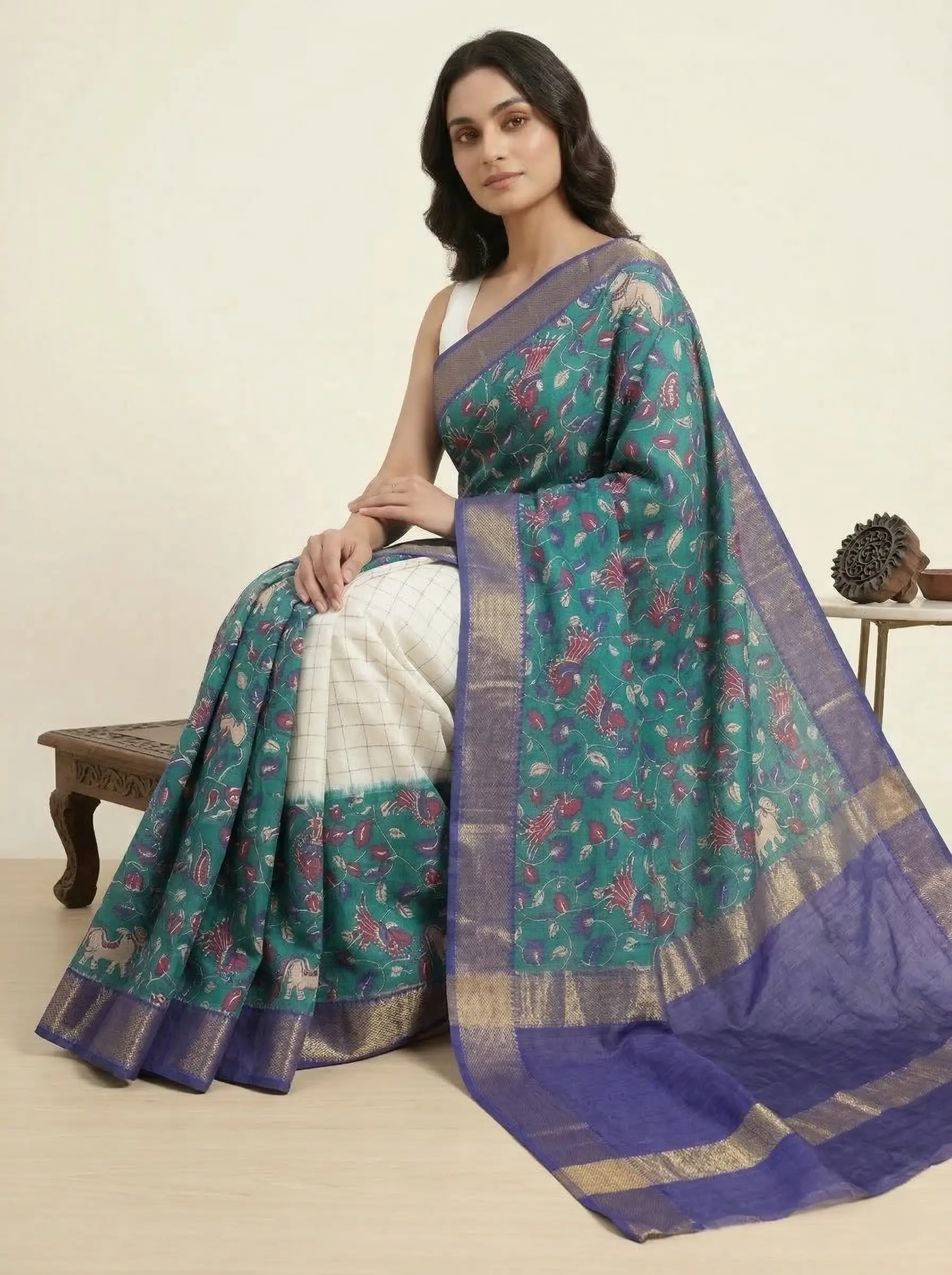 Off-White Linen Saree with Kalamkari Border & Pallu - Image 2