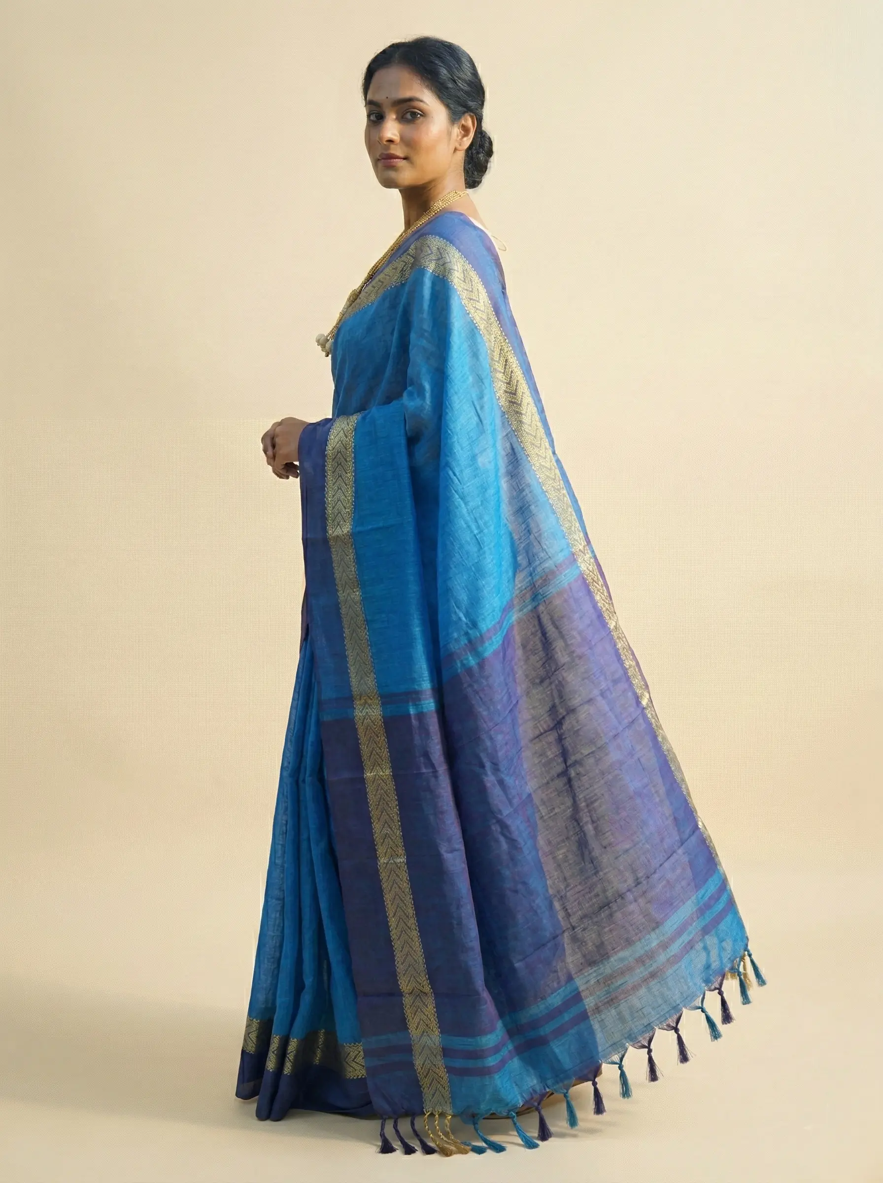 Royal Blue Cotton Handloom Saree with Broad Border - Image 2