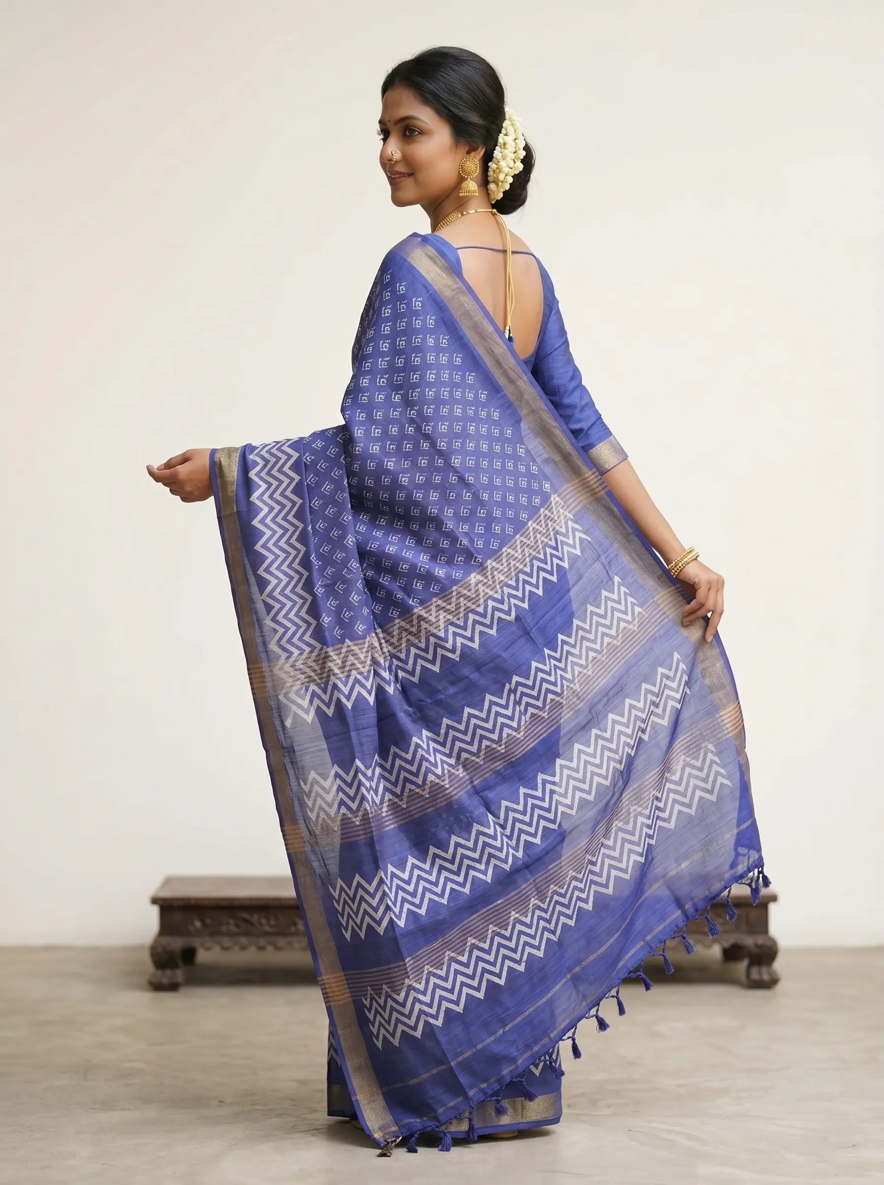 Royal Blue Silk Saree with Geometric Print & Zari Border - Image 2