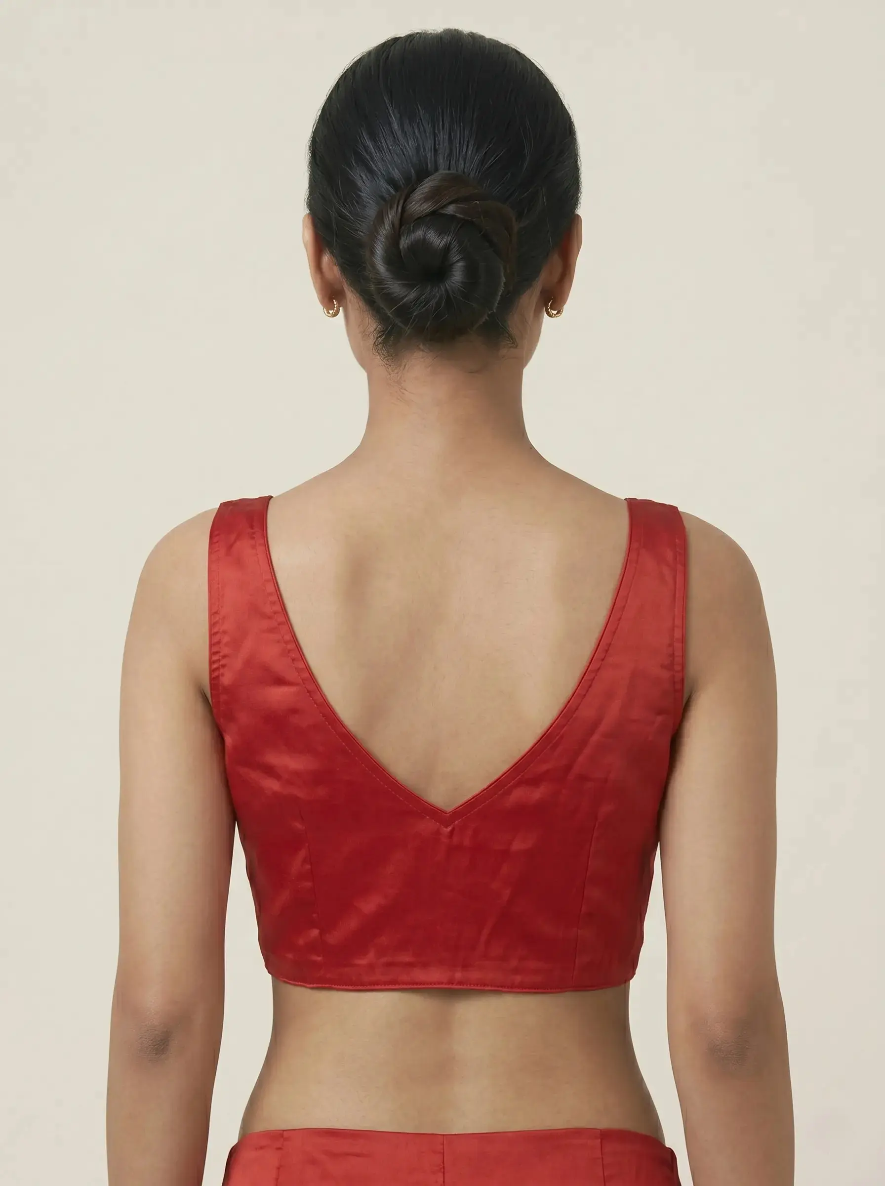 Elegant Cotton Blouse with Round Front & V-Back Neckline - Image 2