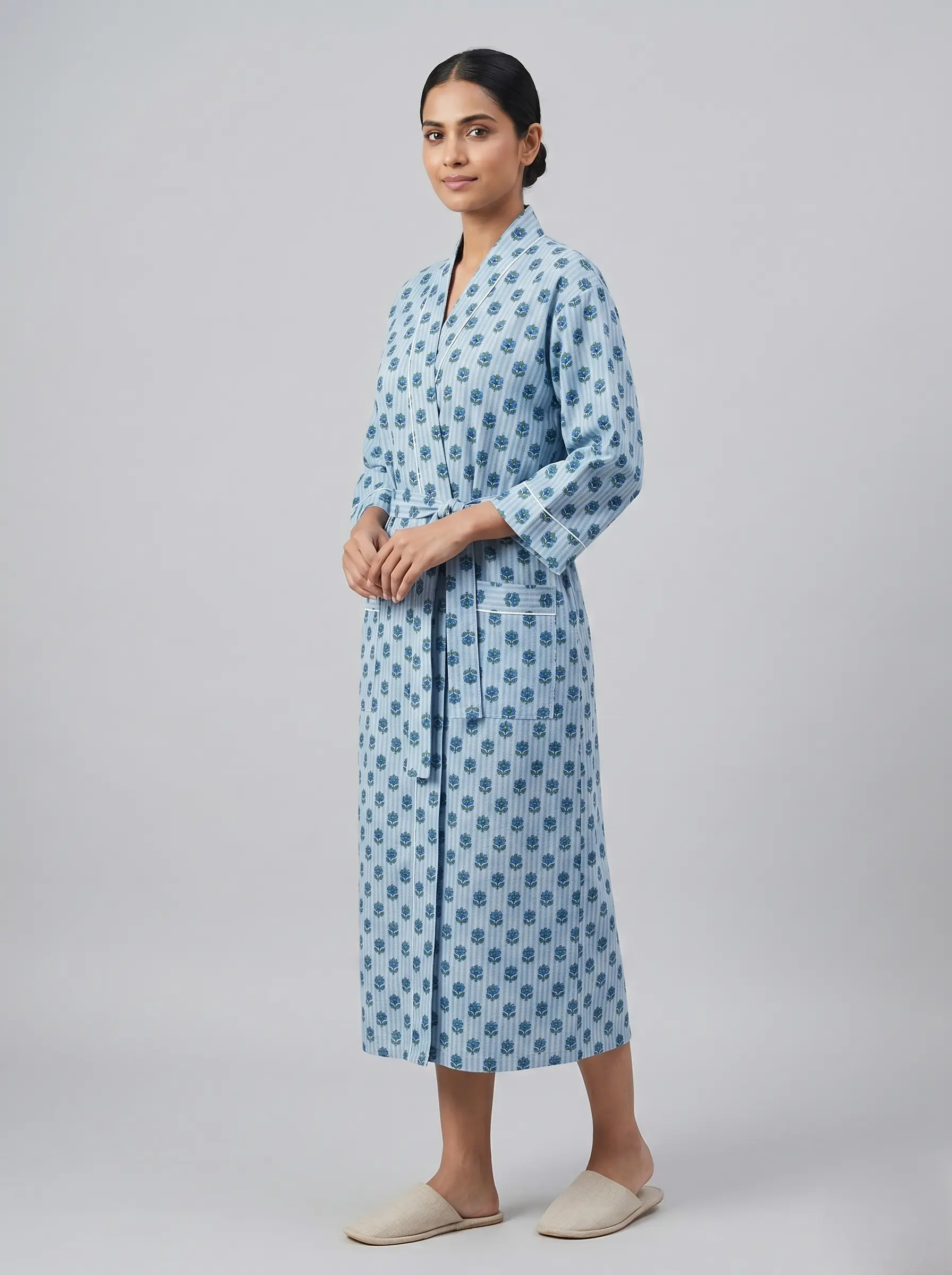 Minimal Cotton Block Print Bathrobe - Image 2