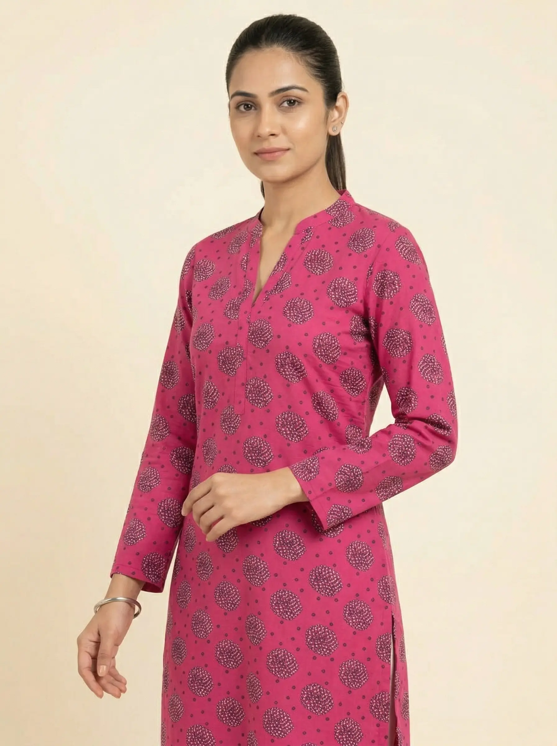 Women’s Floral Elegance Daily Wear Cotton Kurti - Image 3