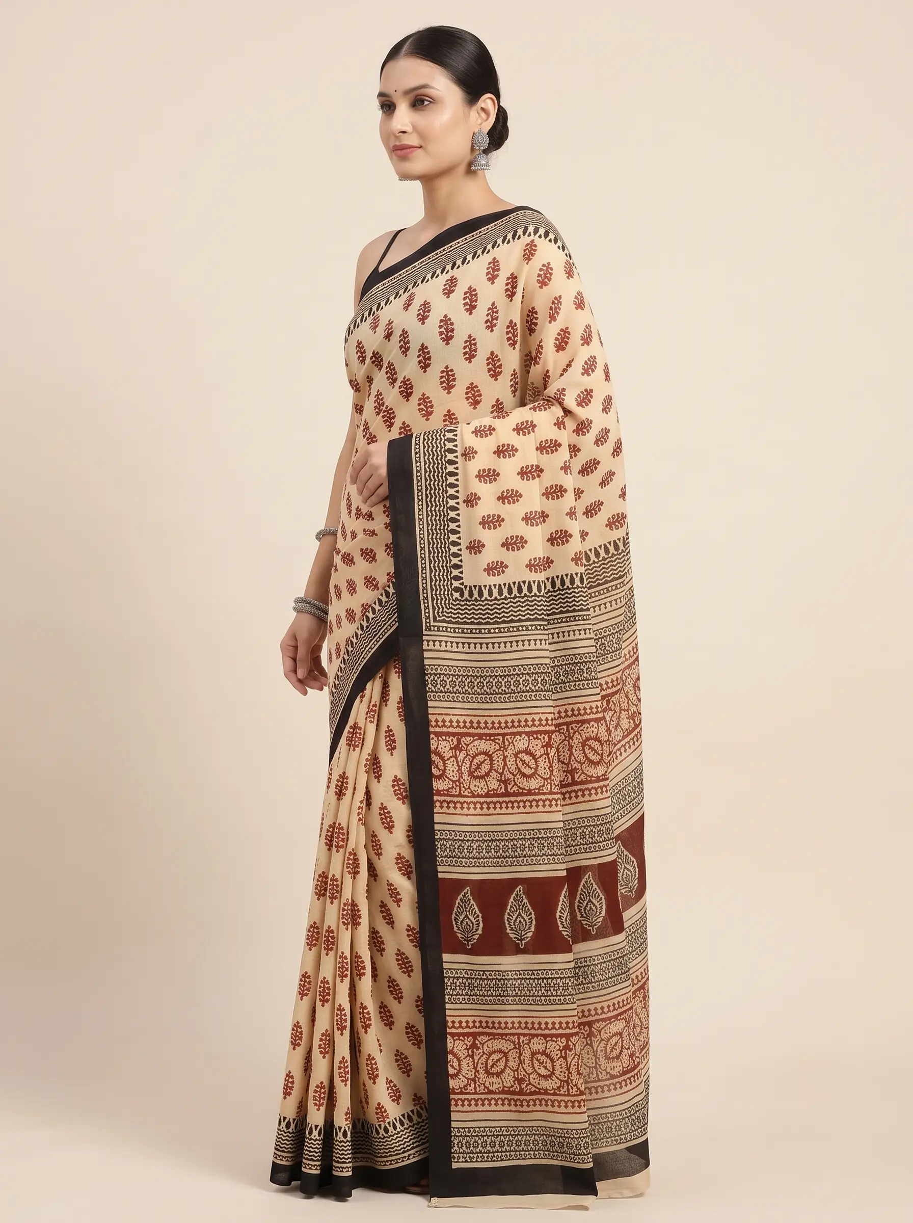 Elegant Beige Malmal Cotton Printed Saree for Women - Image 2